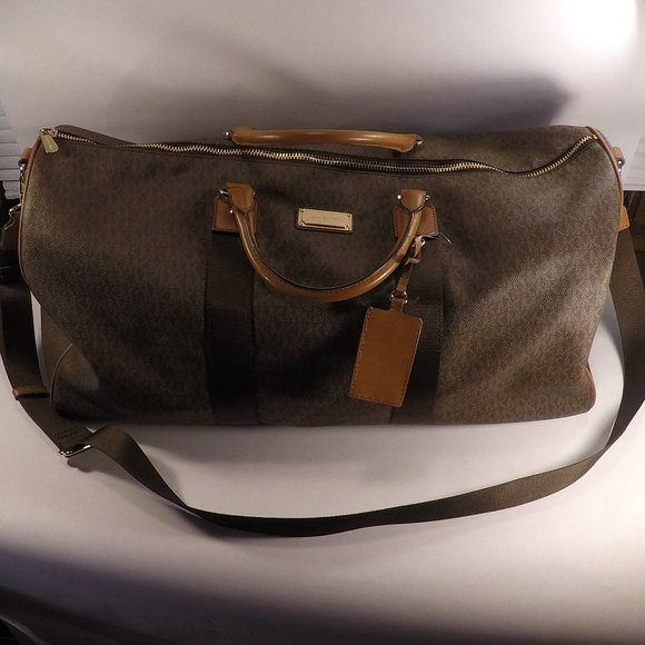 Michael Kors Travel 48H BAG Brand New - Picture 1 of 16